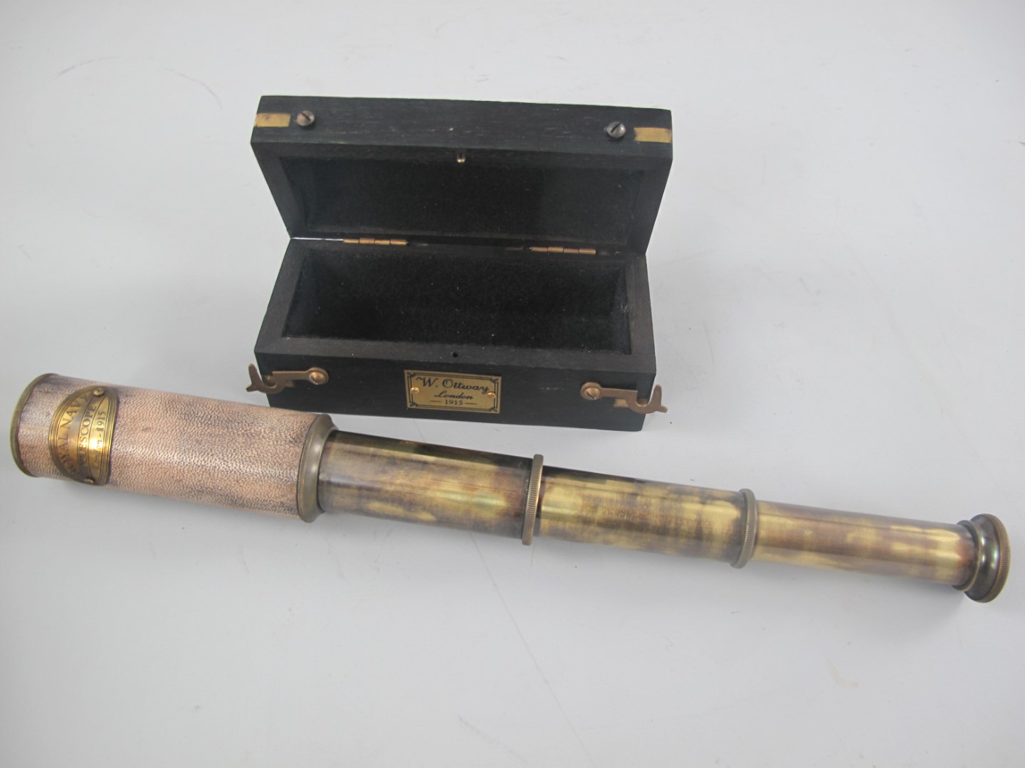 Fernrohr Messing brüniert leder Holz Box L.13cm