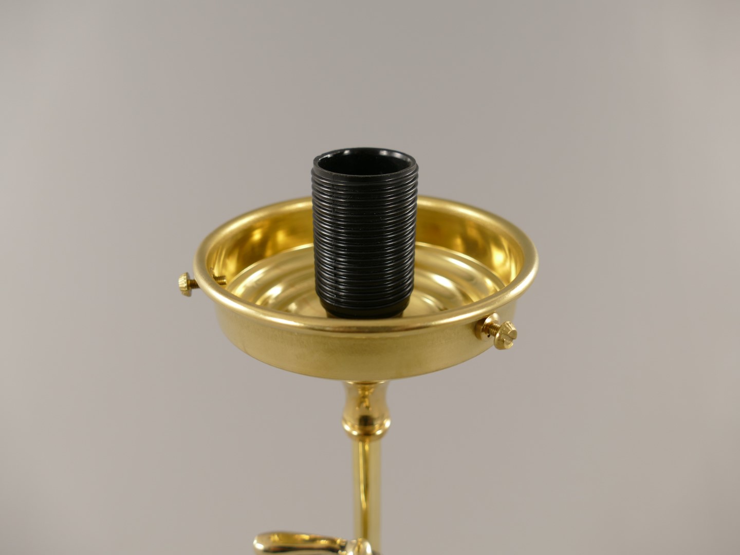 Stehlampe FRAU GH.8cm Messing o. Schirm H.36cm