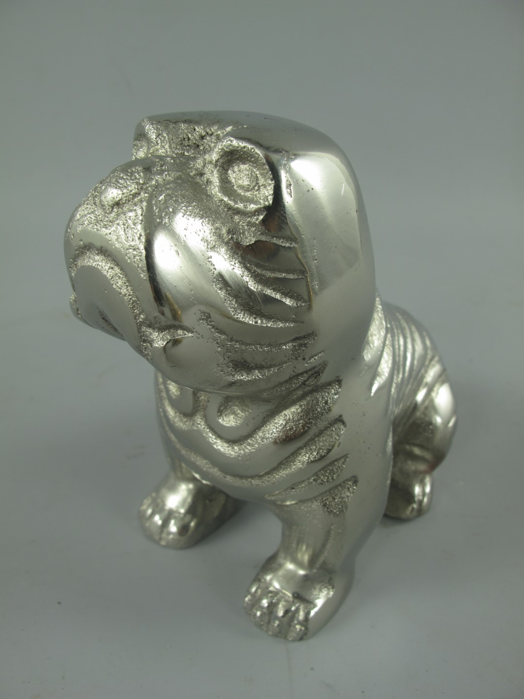 RAUS*PREIS Figur HUND!! ALU vernickelt H.13x13cm RAUS*PREIS Figur HUND!! ALU vernickelt H.13x13cm