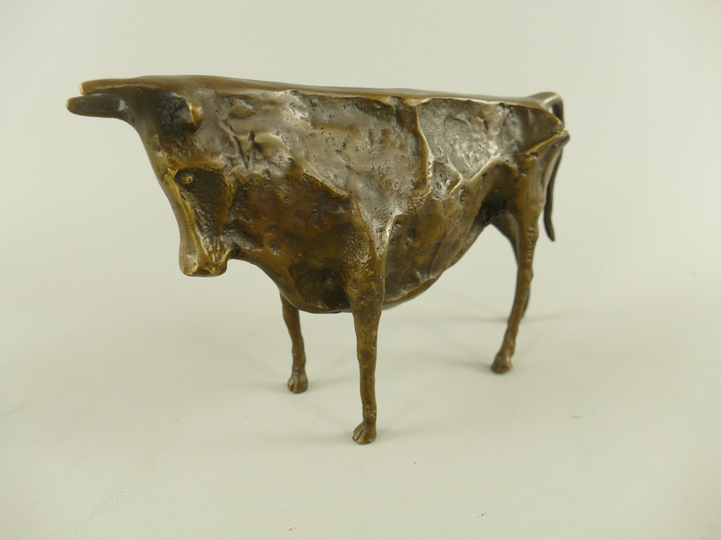 Figur Bronze Stier L.23x14cm