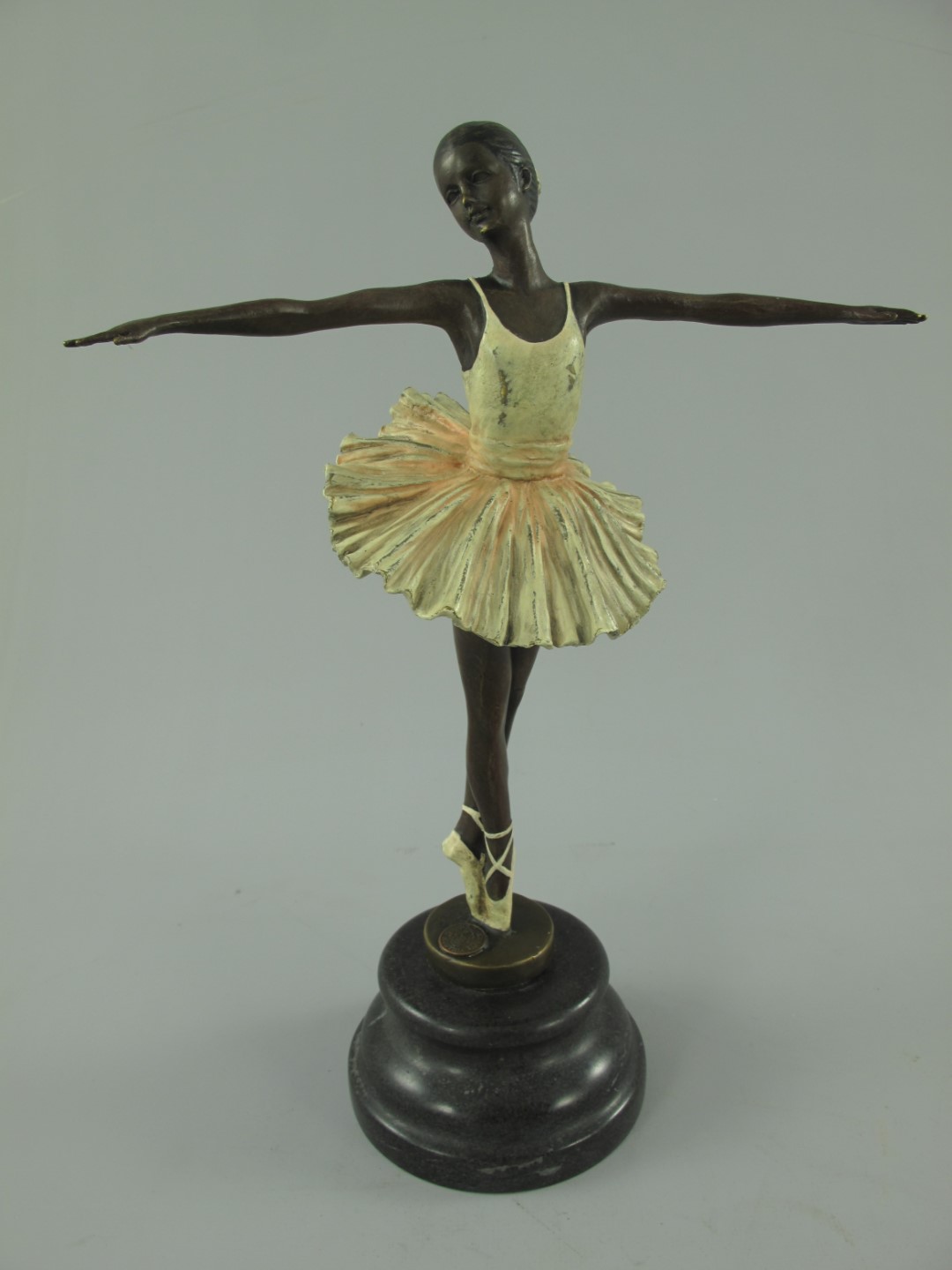 Figur Tanzerin Bronze Farbe H.30x22cm