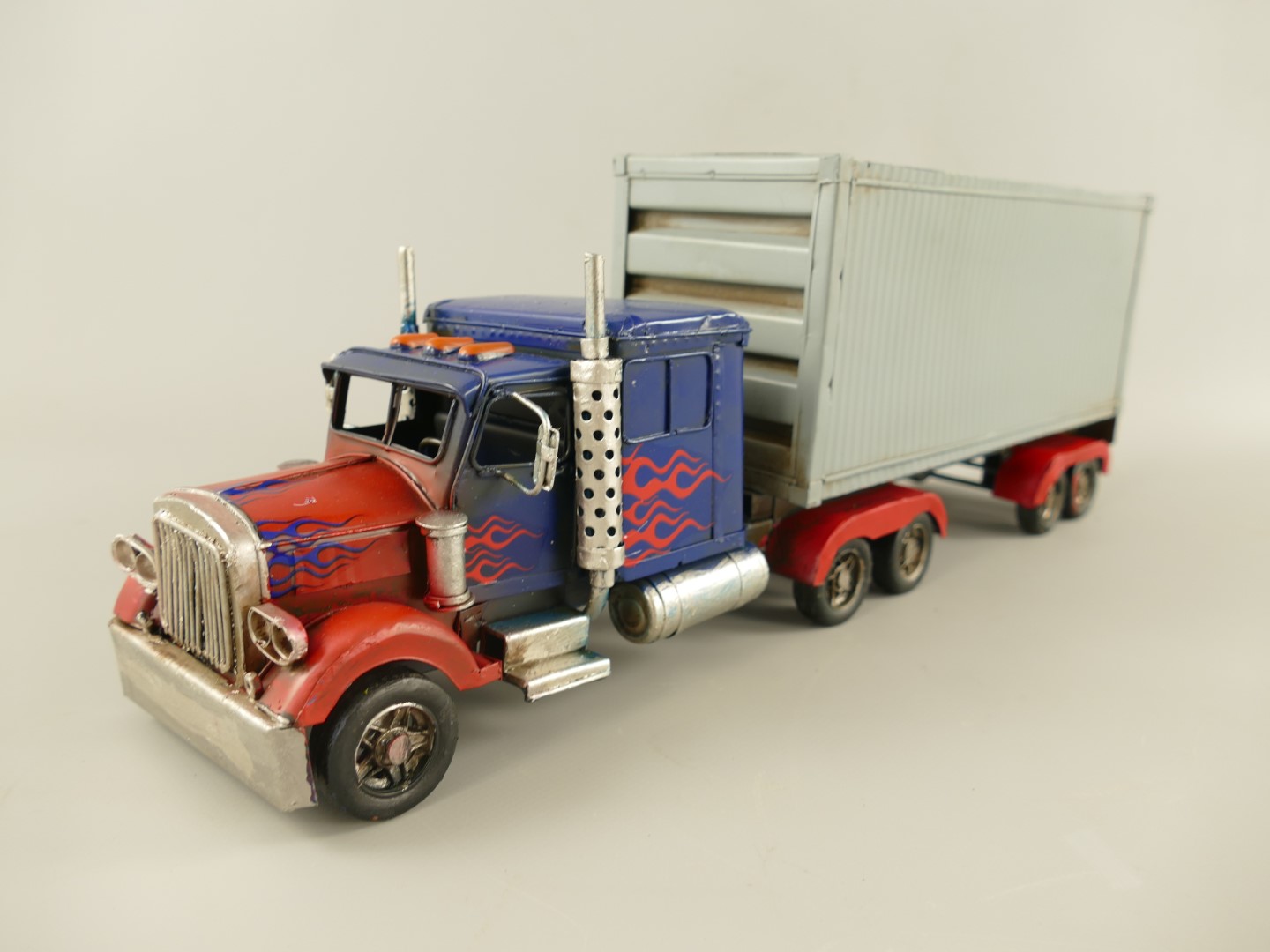 *ANG. Truck mit Container Antik Eisen L.48cm