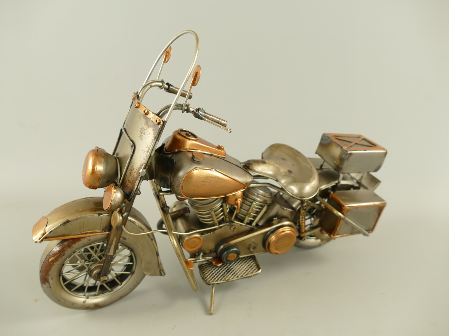 Motor Antik Eisen metallic farbig L.35x24cm