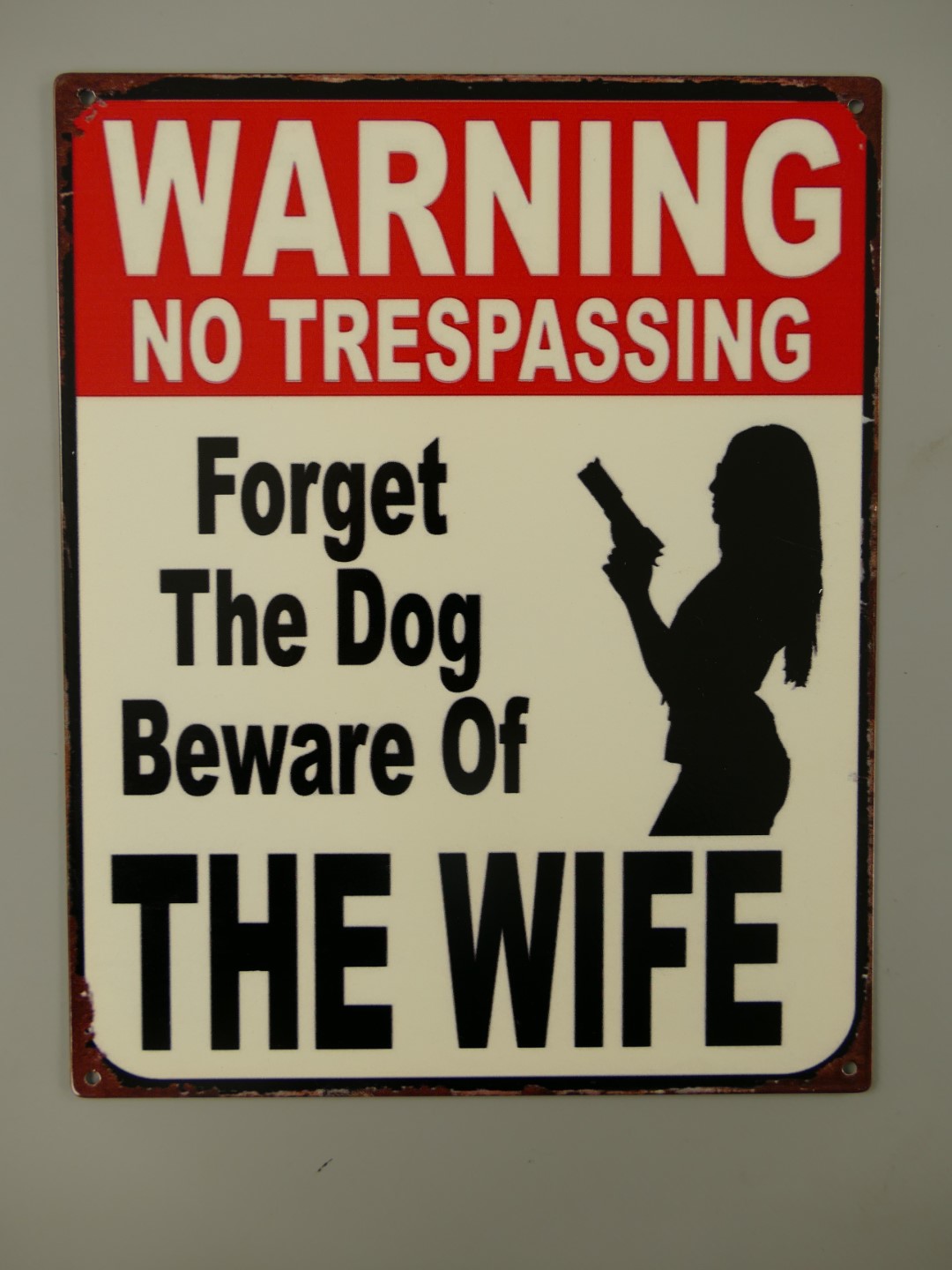 Wandschild Eisen Beware of the Wife H.25x20cm