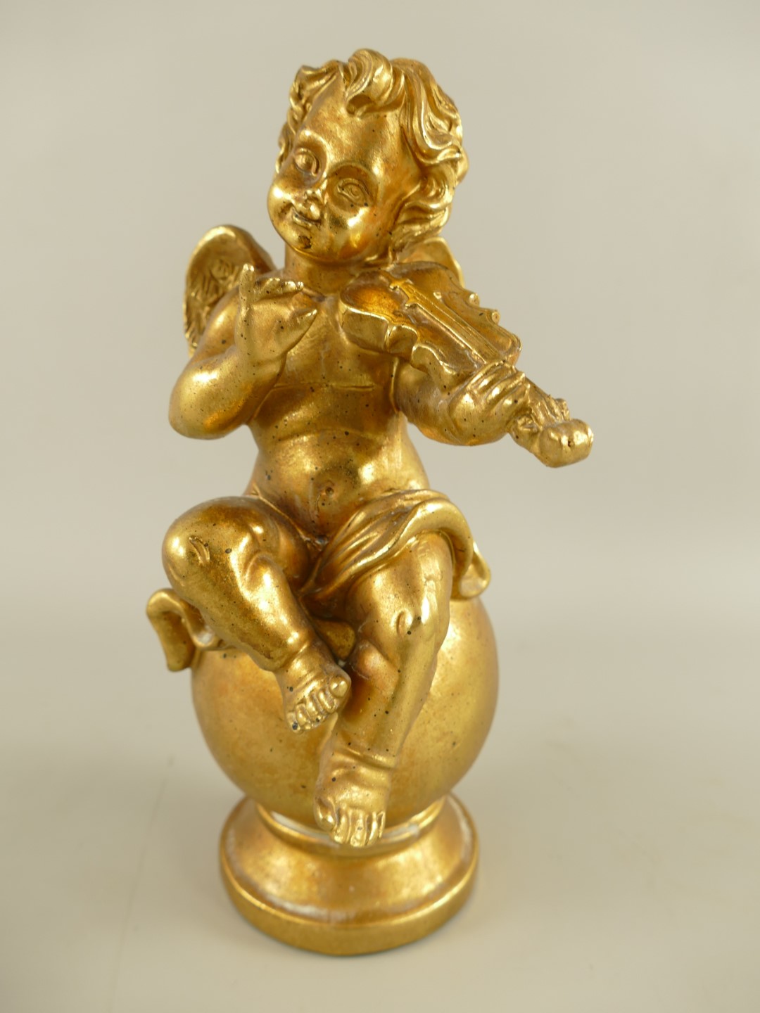 Engel Polystein Gold farbig H.30cm Engel Polystein Gold farbig H.30cm