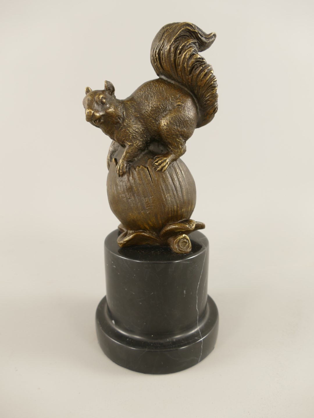 Figur Bronze Eichhörnchen H.23x10cm