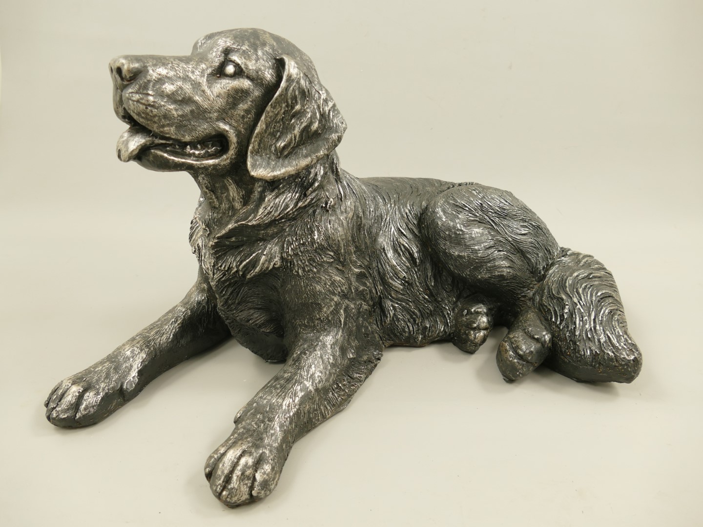 *ANG. (*)Hund Kunststein(MGO) Grau farbig L.67cm