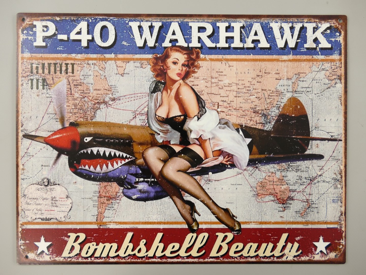 *ANG. Wandschild Eisen Bombshell Beauty L.33x25cm