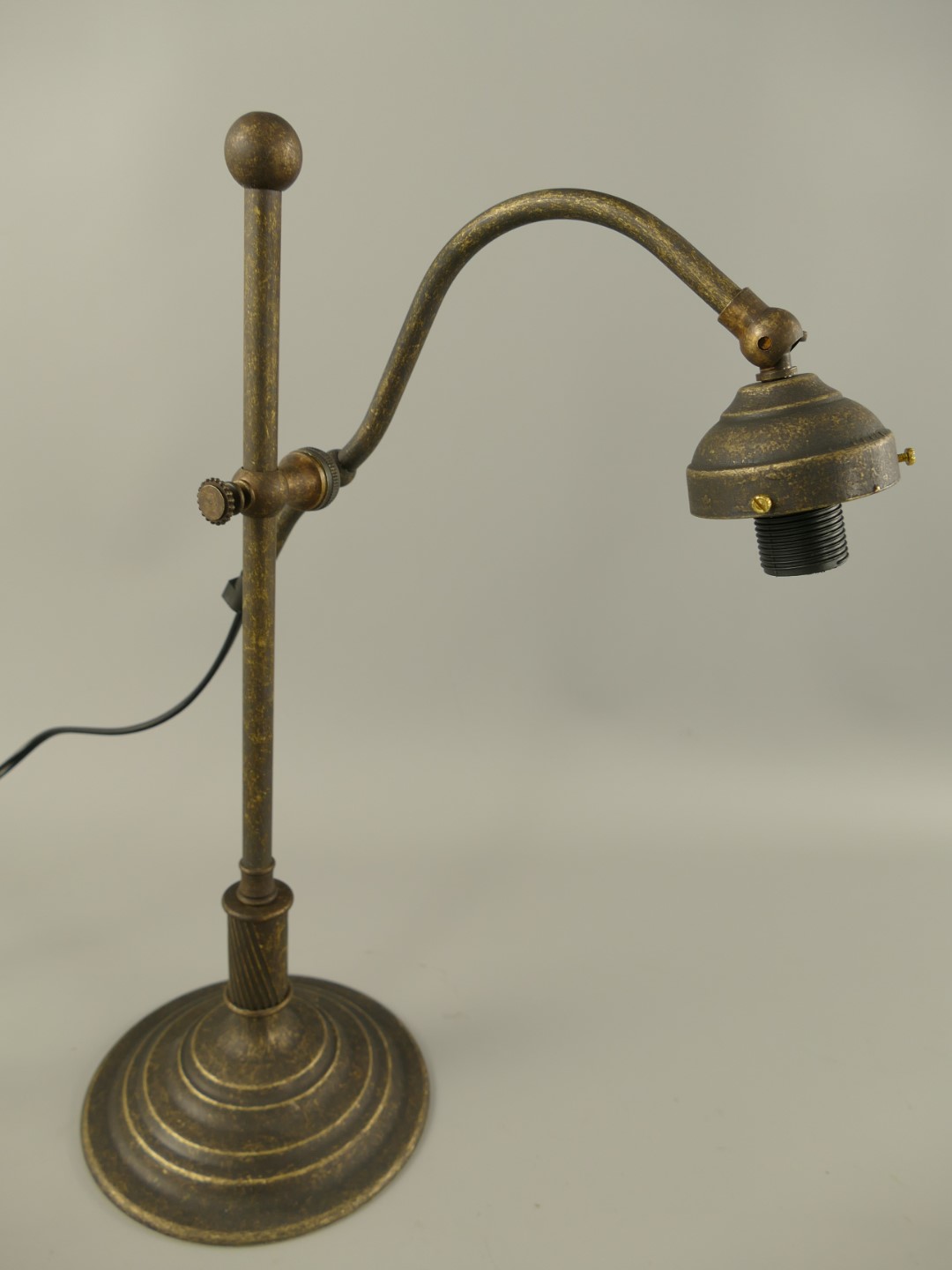 *ANG. Stehlampe Messing brün. ohne Schirm H.40cm