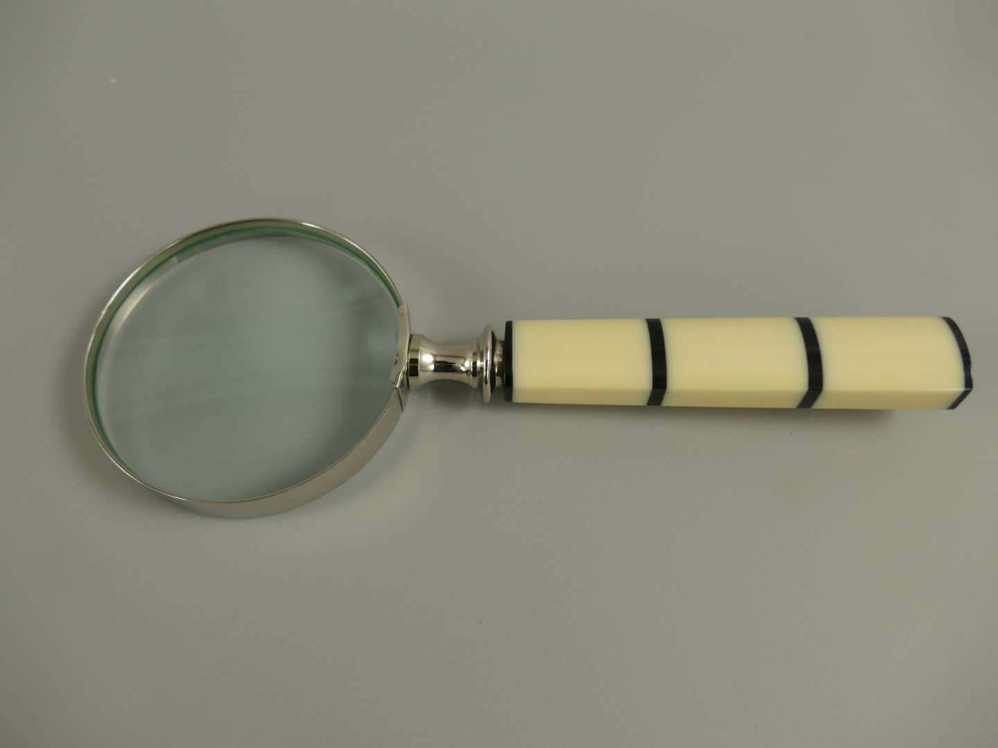 *ANG./OKT. Lupe vernickelt griff  L.21-D.8cm