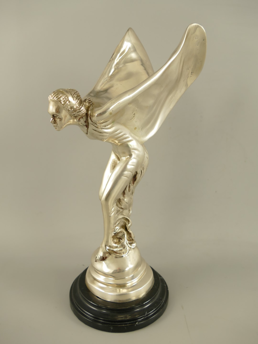 Figur Bronze(Versilbert) Emily H.39x24cm