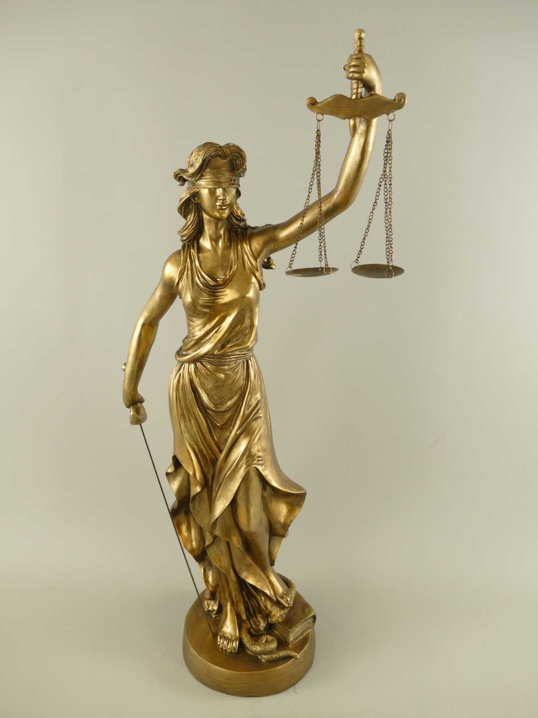 Justitia Polystein BRONZE farbig H.82x36x21cm