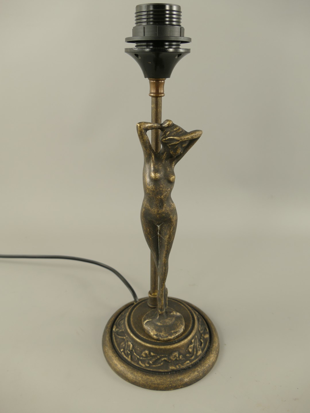 Stehlampe FRAU(E27) Mes. brün. o. Schirm H.35cm