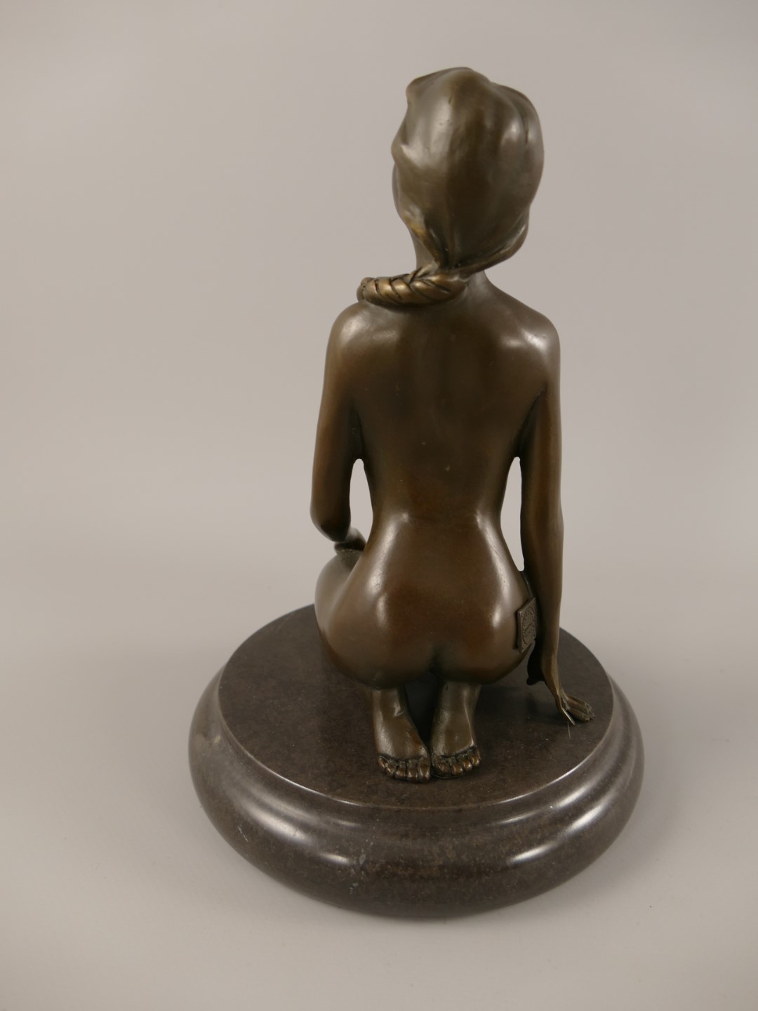 Bronze Figur FRAU H.22x15cm