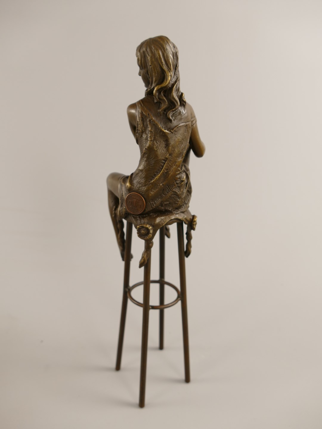 Figur Bronze Frau Stuhl H.27x7cm