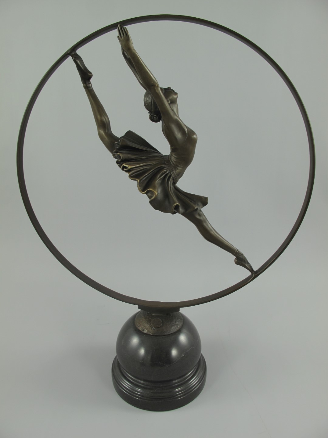 Figur Bronze Frau Stuhl H.27x7cm