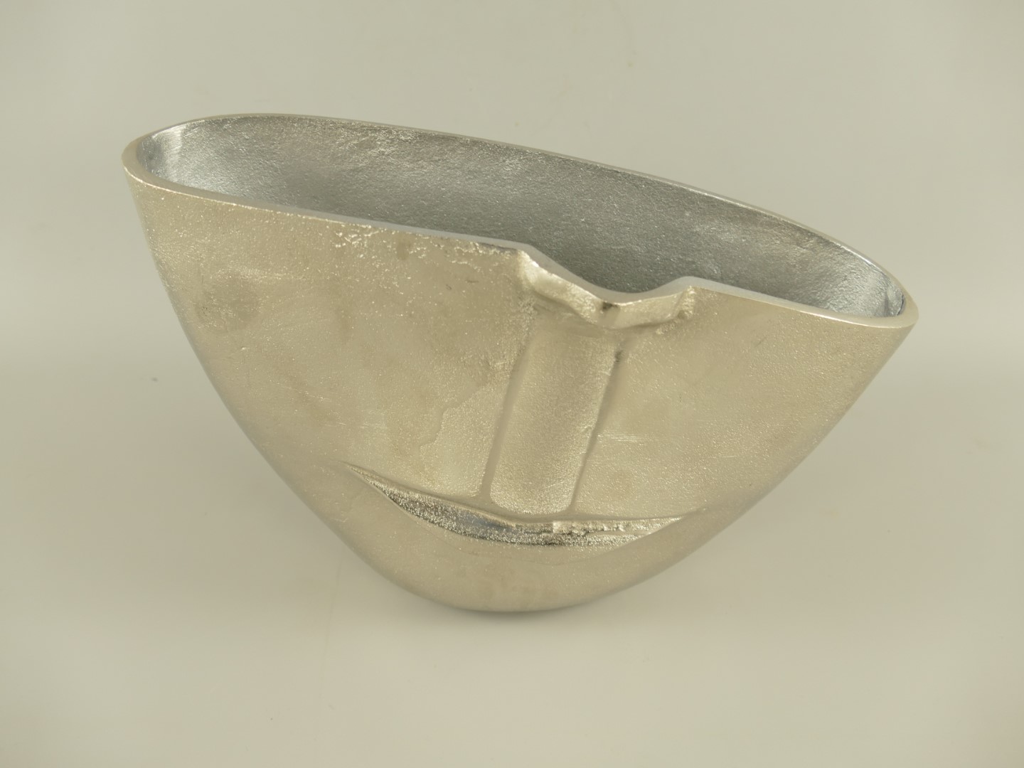 *ANG. Vase gesicht Alu vernickelt L.30cm
