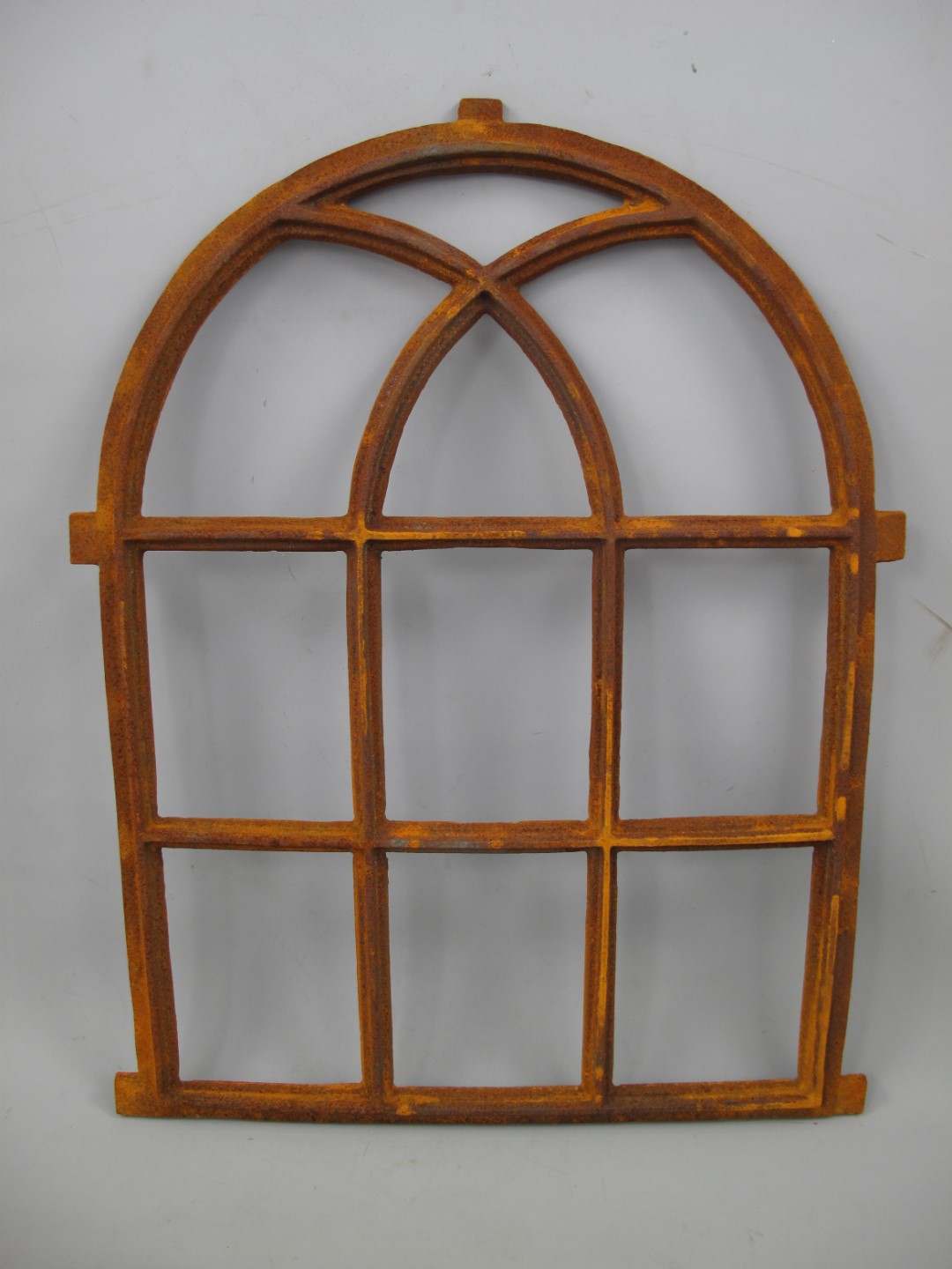 260001a Fenster GOTHIC!!! Gußeisen rostig H.73x58cm