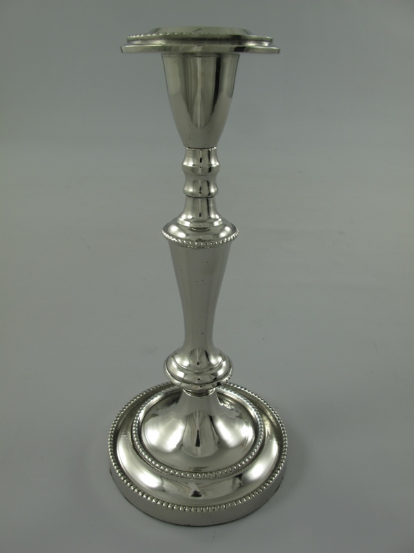 *ANG. Leuchter ALU Vernickelt H.22x10cm *ANG. Leuchter ALU Vernickelt H.22x10cm