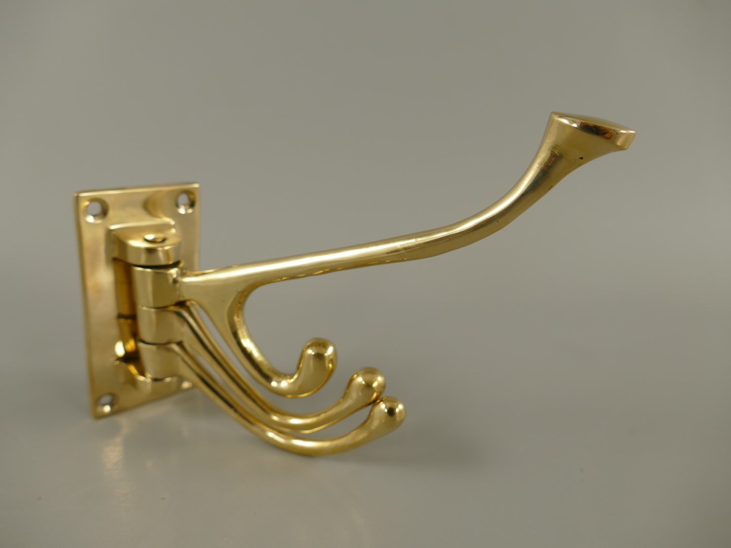 107262Ma Garderobenhaken Messing H.12cm