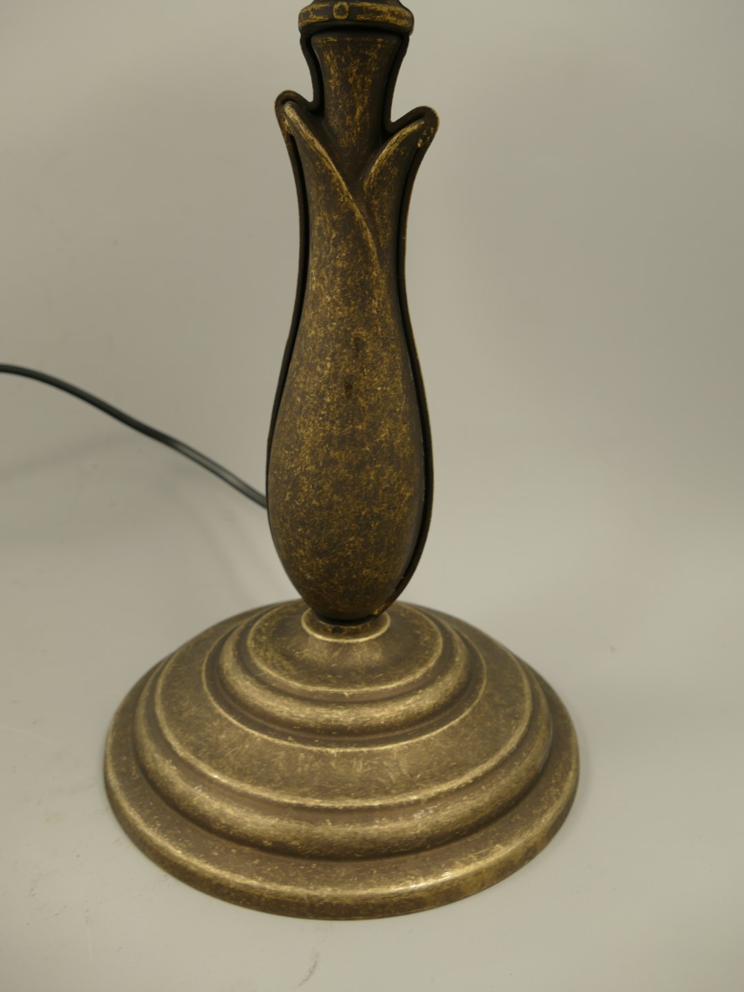 Pilzlampe FUSS Messing brüniert H.42cm