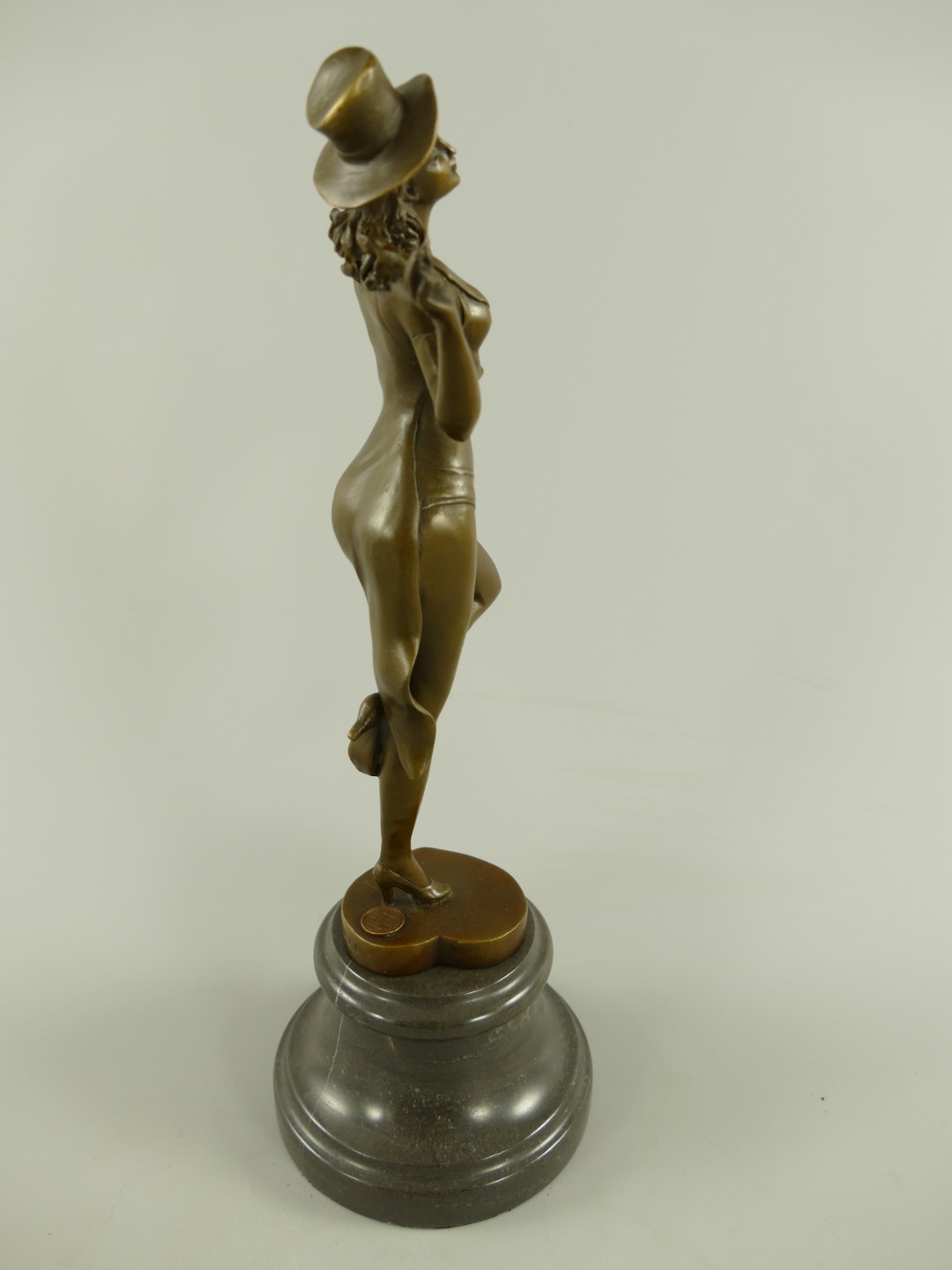 Figur Bronze Frau H.36x15cm