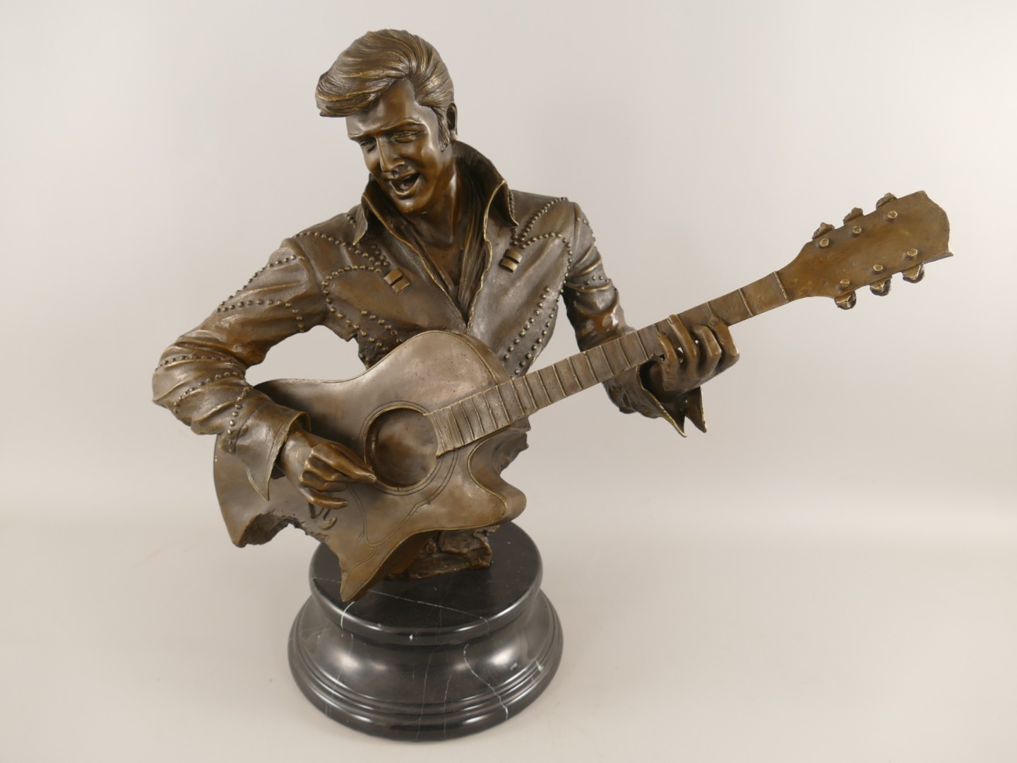 Figur Bronze ELVIS!! H.58x64x30cm