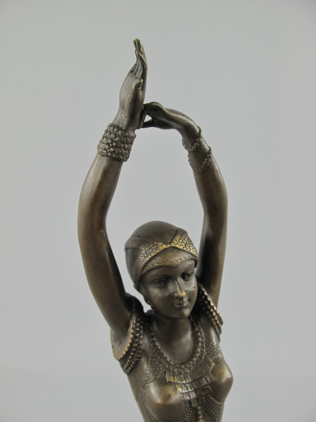*RAUS*PREIS* Figur Frau Bronze H.44-D.13cm