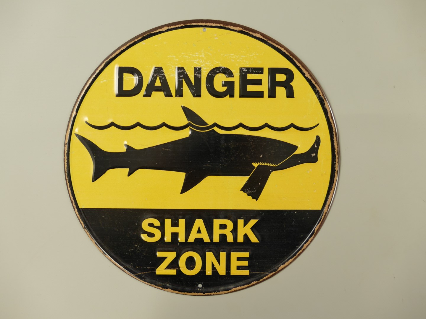 Wandschild Eisen Danger Shark Zone D.30cm