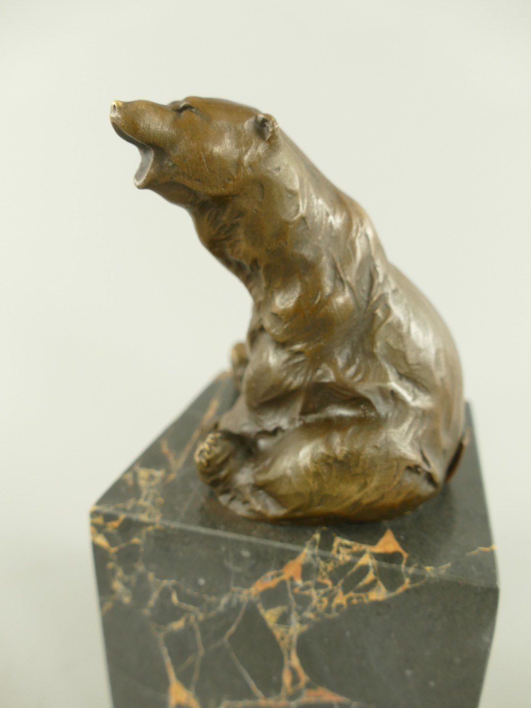 Figur Bronze Eisbär H.20x10x10cm