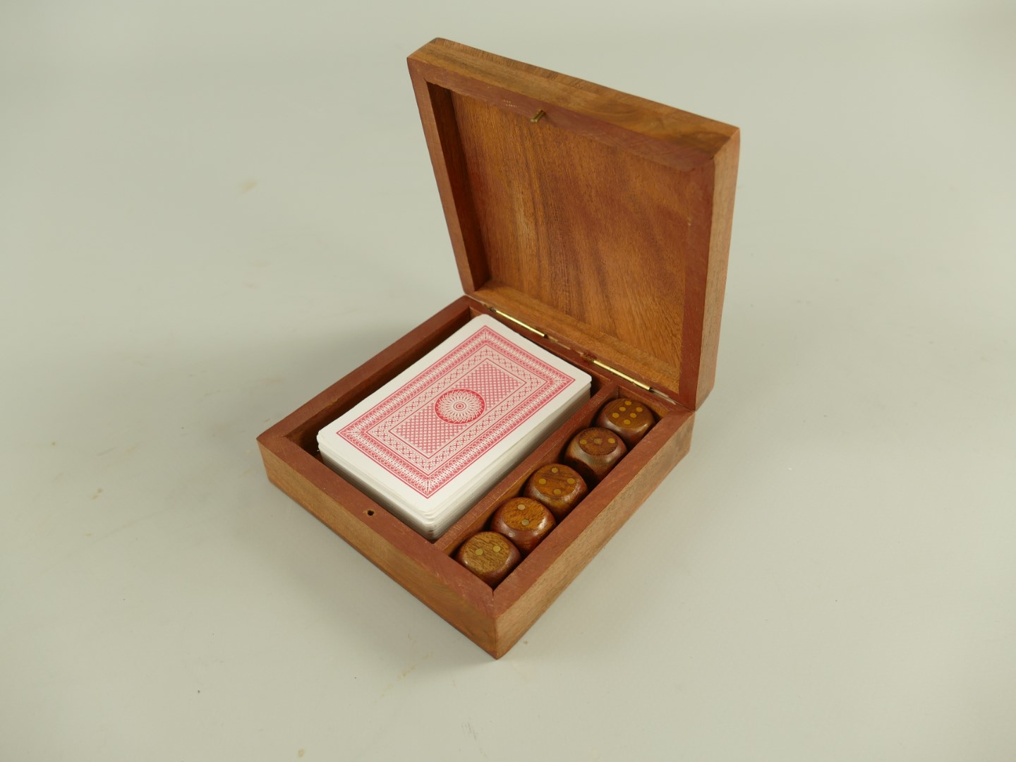 Spielkarten Holzbox mit Karten-Würfel(5x) L.11cm