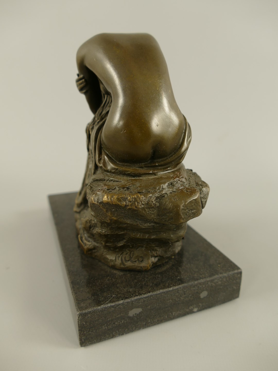 Figur Bronze Frau L.16x15cm