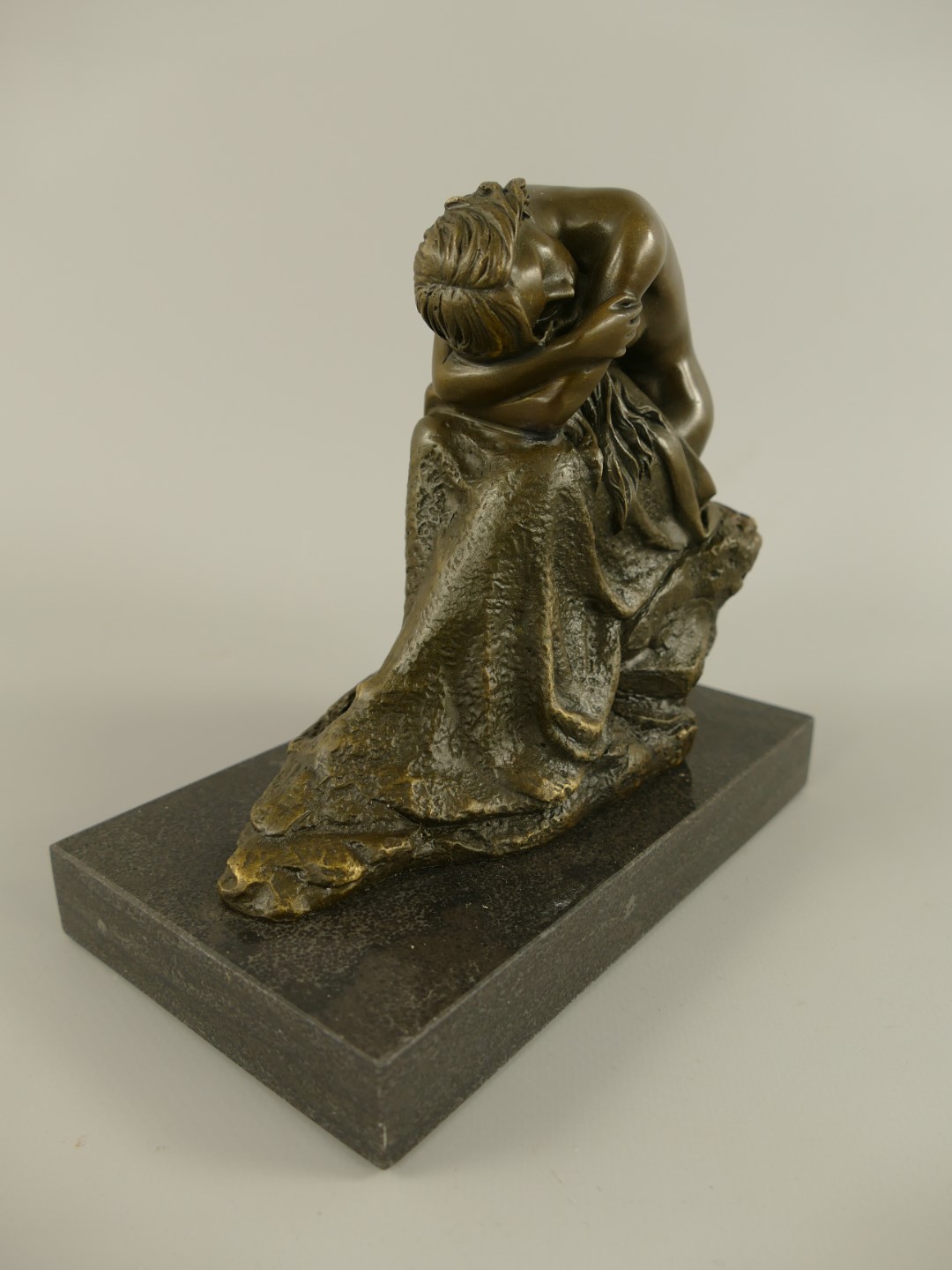 Figur Bronze Frau L.16x15cm