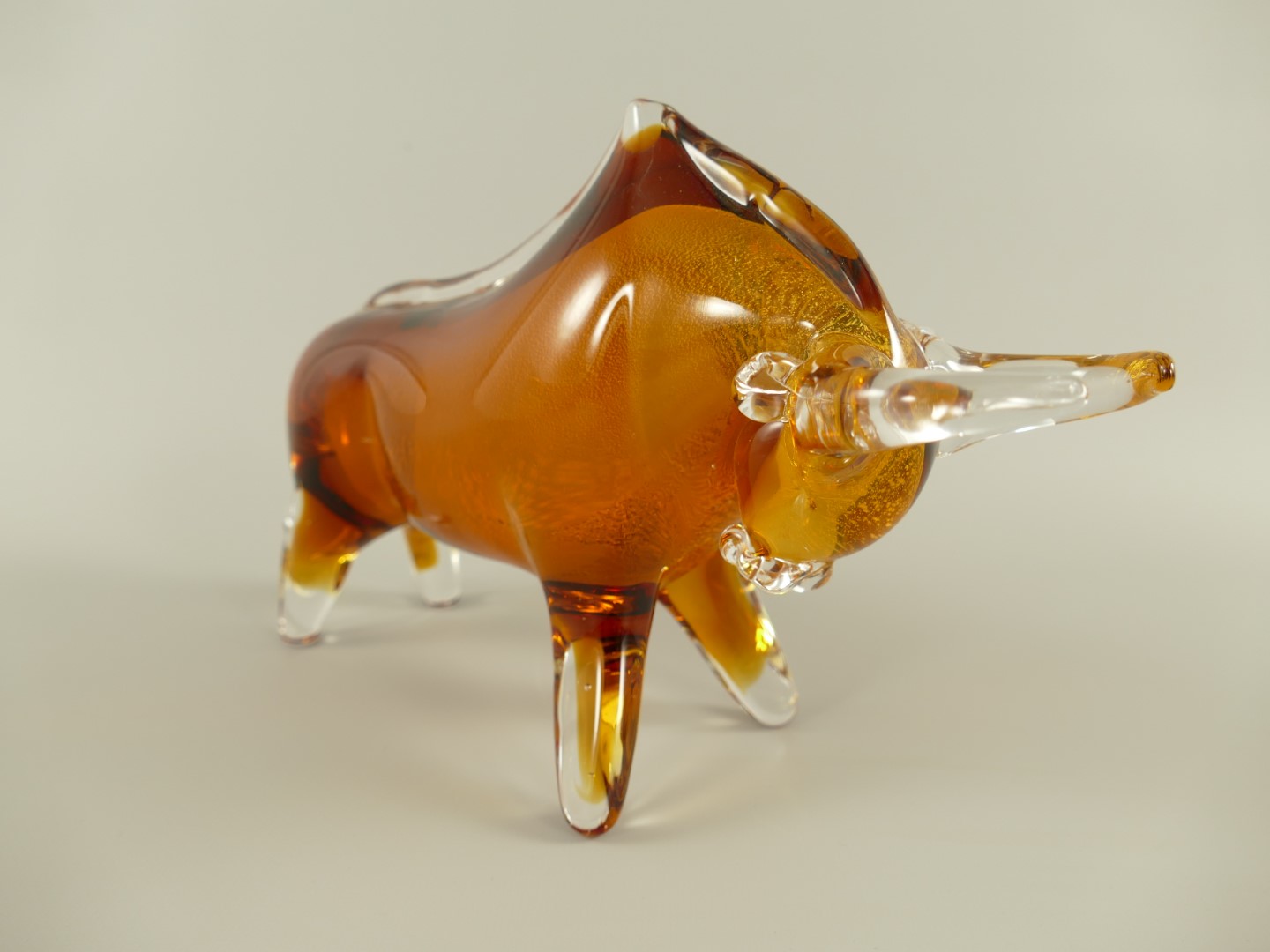 Glasfigur Bülle farbe L.30x9cm