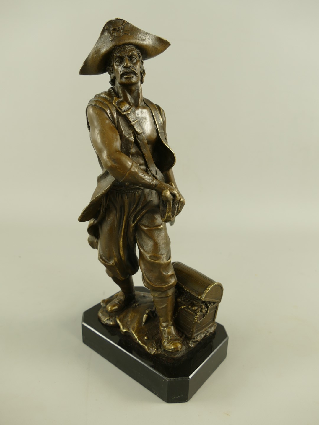 Figur Bronze Pirat H.33x15cm