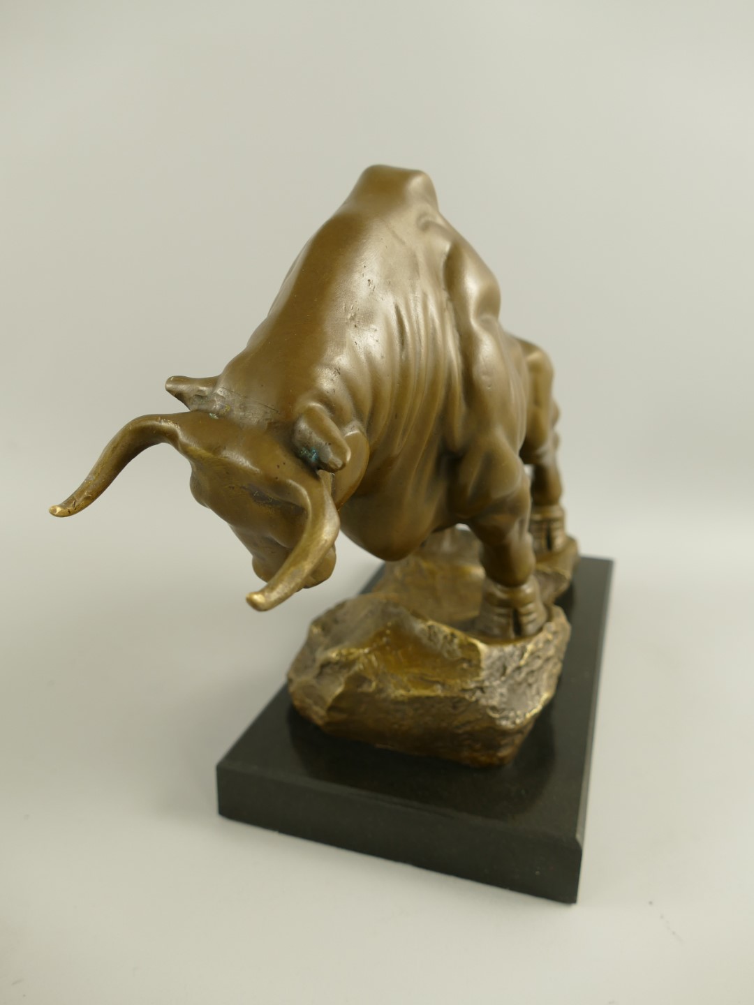 Bronze Figur BULL L.36x26cm