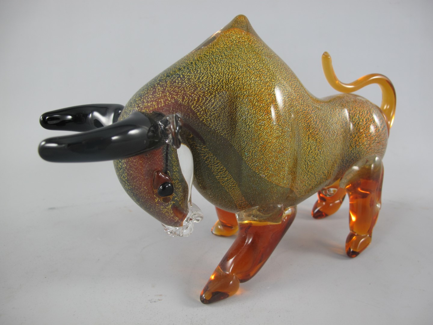 Glasfigur Bülle farbe L.25x16cm