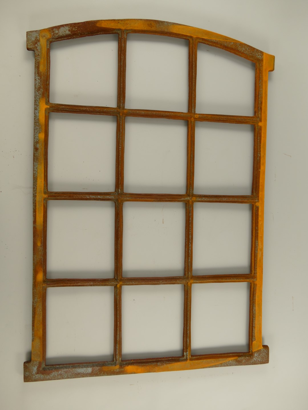 *ANG. Fenster Gußeisen rostig H.94x67cm *ANG. Fenster Gußeisen rostig H.94x67cm