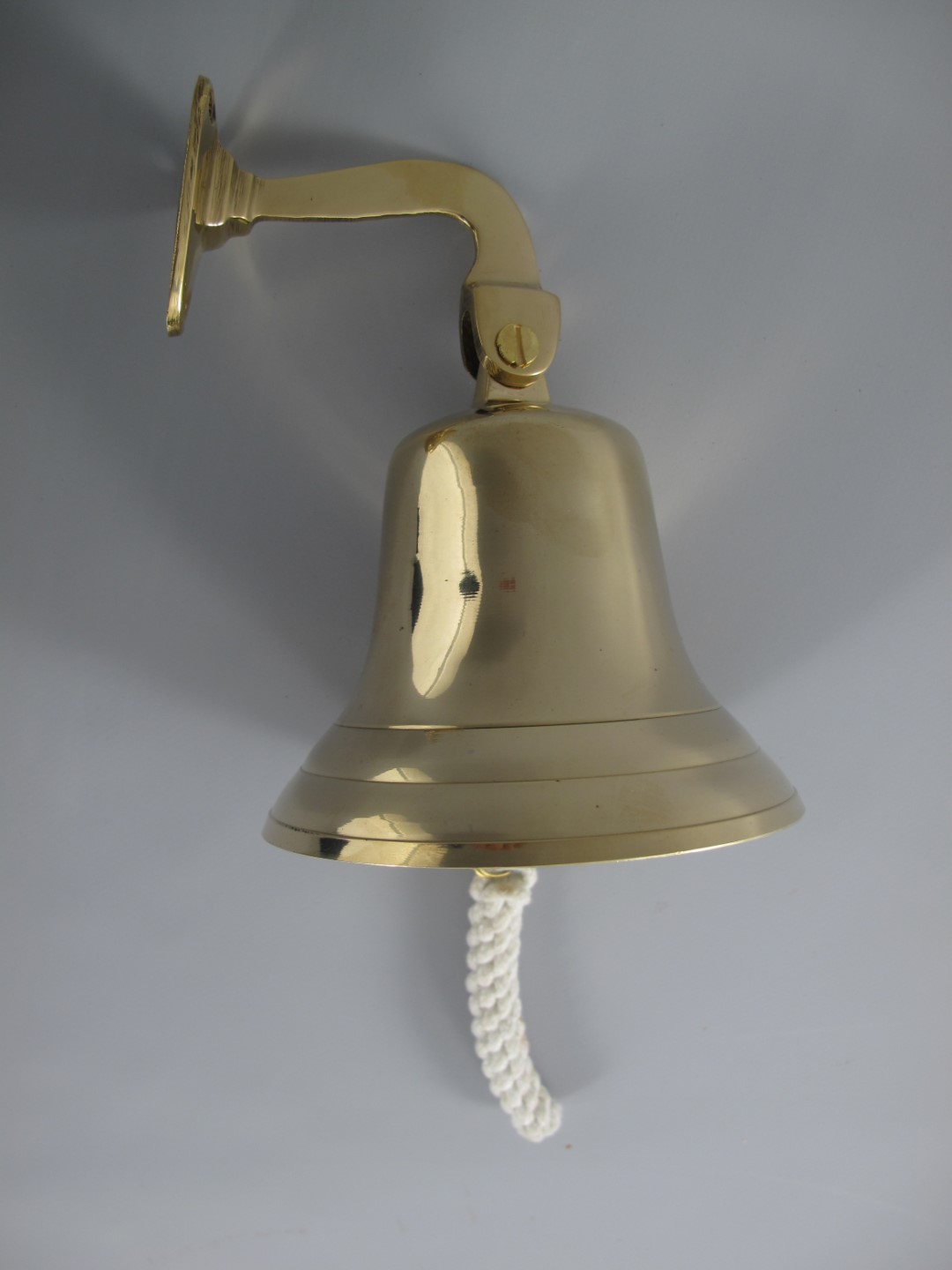 *ANG. Glocke+Haken Messing(IND) GLATT! H.25-D.18cm